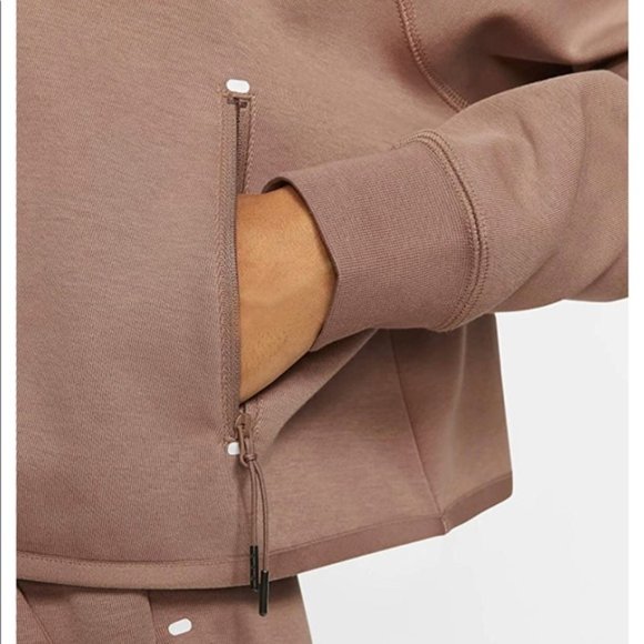 Nike Sportswear Tech Fleece - Picture 5 of 5